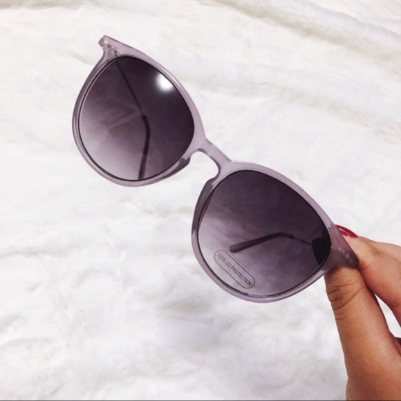 LOFT Pale Periwinkle Metallic Round Sunglasses - Picture 4 of 8